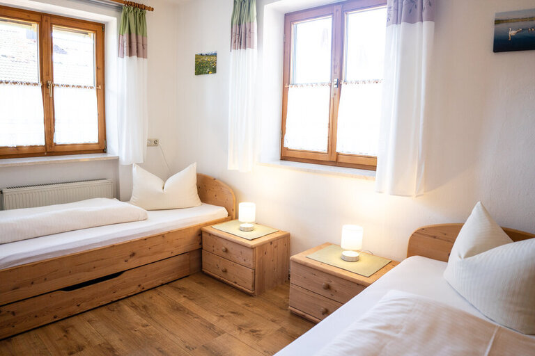 Schlafzimmer 2